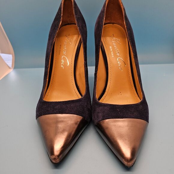 Kenneth Cole Metallic Gray Cap Toe Navy Suede Leather Stiletto Heels Womens 5.5M - Picture 2 of 9